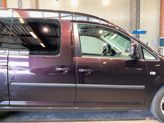 Volkswagen Caddy 1.6 TDI Maxi Roncalli 2012 – снимка 10