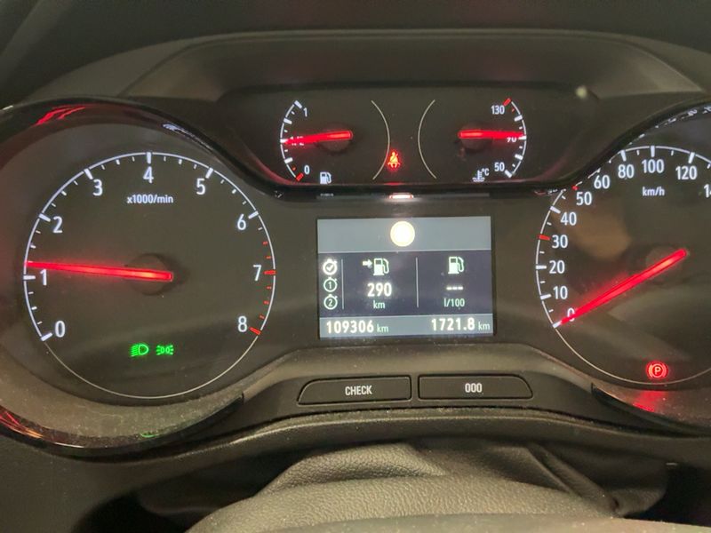 Opel Crossland X 1.2 Edition 2018 – снимка 18