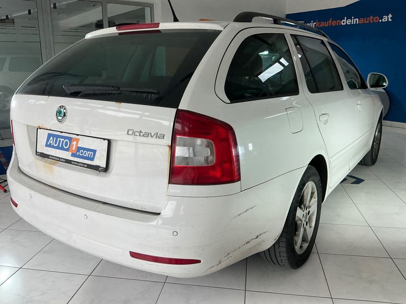 Skoda Octavia 1.2 TSI Elegance 2012 – снимка 2