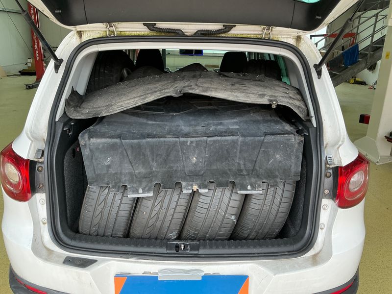 Volkswagen Tiguan 1.4 TSI Team BlueMotion Tech 2010 – снимка на щета