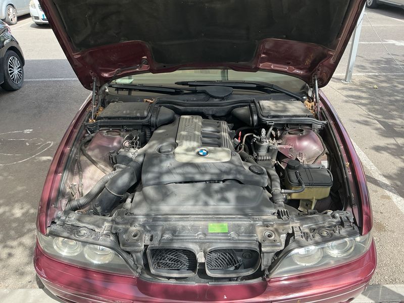 BMW 5er 530d Exclusive 2002 – снимка на щета