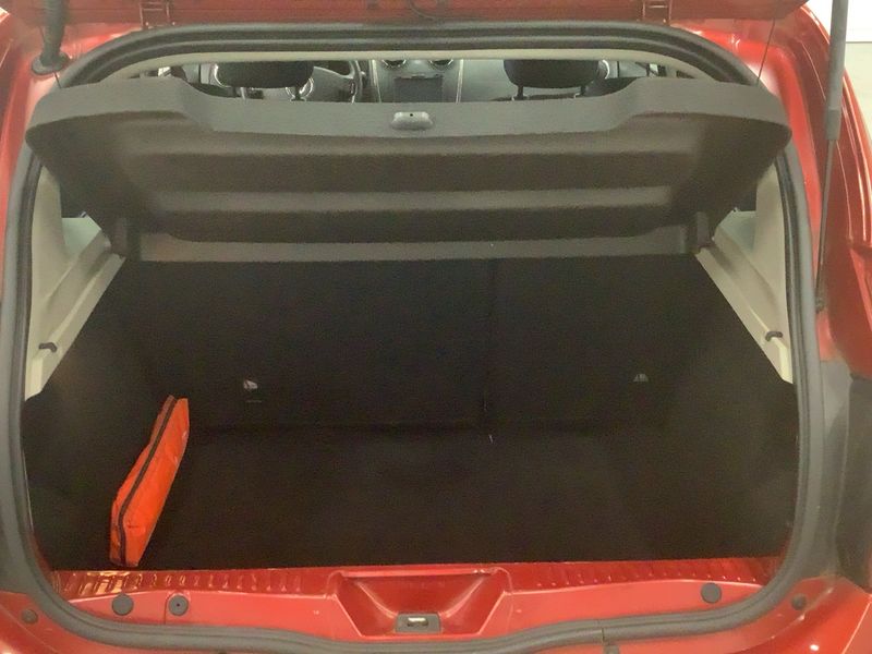 Dacia Sandero 0.9 TCe Stepway Prestige 2014 – снимка 15