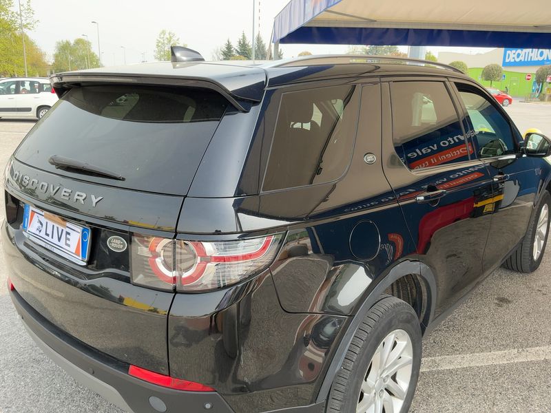 Land Rover Discovery Sport 2.0 Td4 SE AWD 2018 – снимка 8