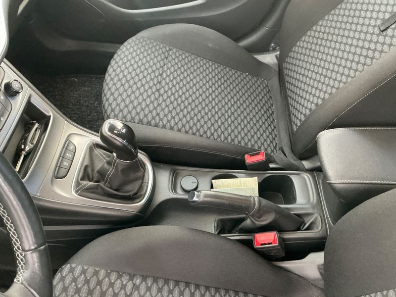 Opel Astra 1.2 Turbo Edition Start/Stop 2022 – снимка 25