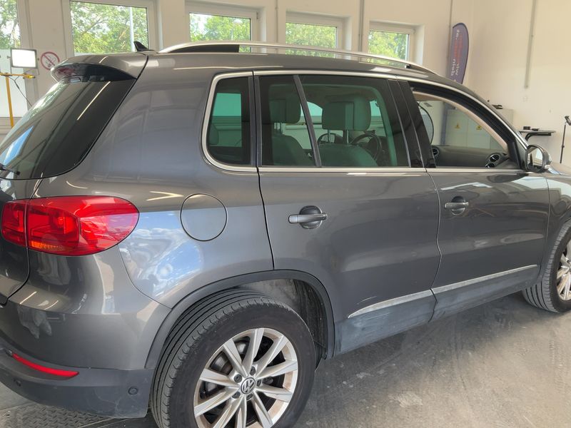 Volkswagen Tiguan 2.0 TDI Track & Style 4Motion BlueMotion Tech 2013 – снимка на щета 8