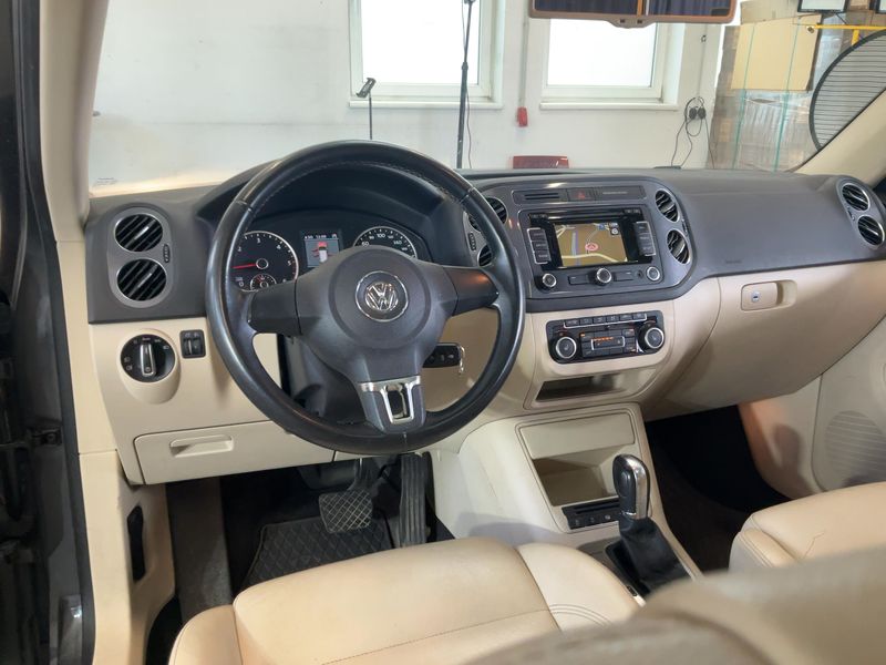 Volkswagen Tiguan 2.0 TDI Track & Style 4Motion BlueMotion Tech 2013 – снимка 18