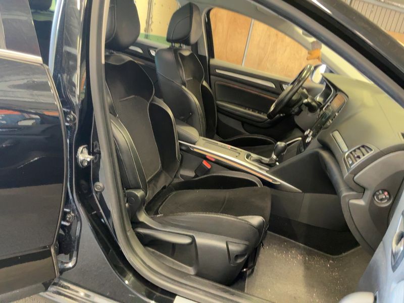 Renault Megane 1.5 dCi Energy Intens 2016 – снимка 16