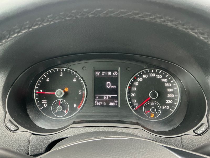 Volkswagen Sharan 2.0 TDI Highline 4Motion BlueMotion Tech 2020 – снимка 18