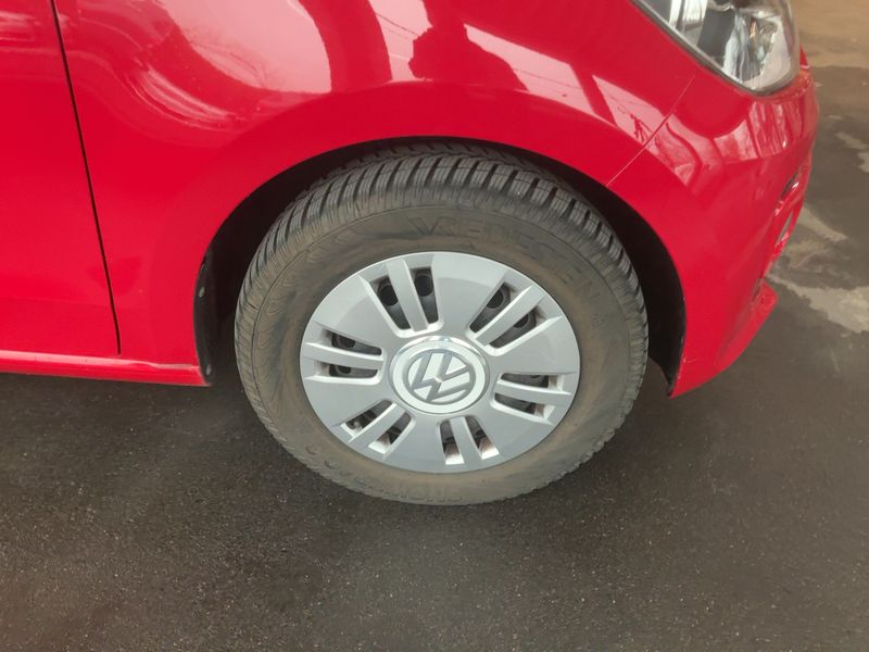 Volkswagen up! 1.0 Move up! 2013 – снимка 11