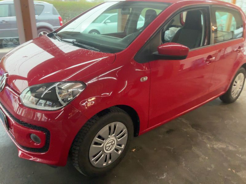 Volkswagen up! 1.0 Move up! 2013 – снимка 2