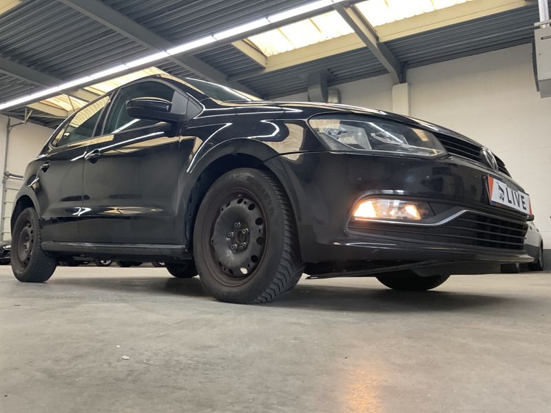 Volkswagen Polo 1.4 TDI Comfortline BlueMotion Tech 2015 – снимка на щета
