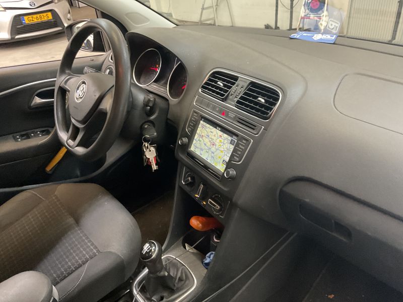 Volkswagen Polo 1.4 TDI Comfortline BlueMotion Tech 2015 – снимка на щета