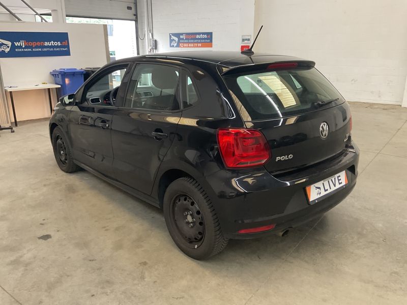 Volkswagen Polo 1.4 TDI Comfortline BlueMotion Tech 2015 – снимка на щета