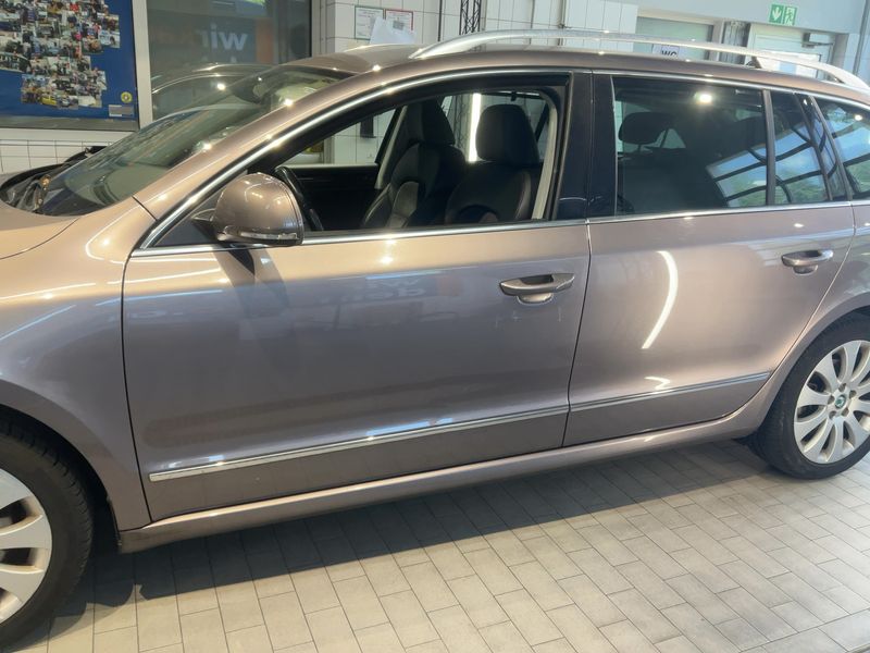 Skoda Superb 2.0 TDI Elegance 2012 – снимка 4