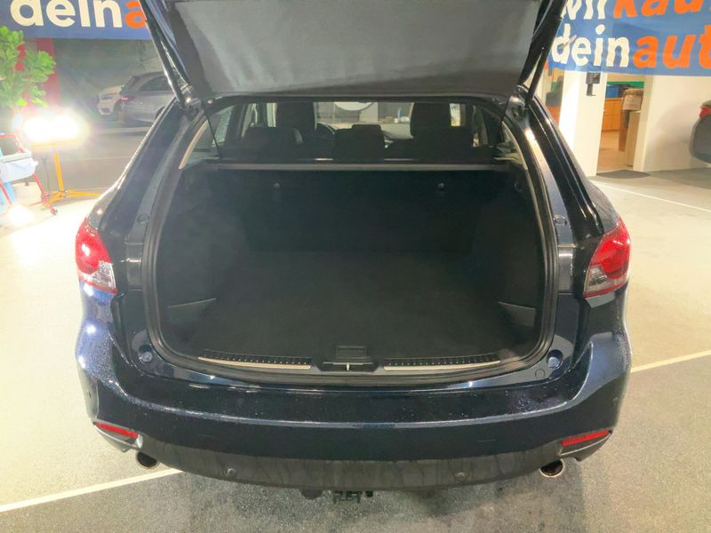 Mazda 6 2.2 Turbodiesel Exclusive-Line 2016 – снимка 15