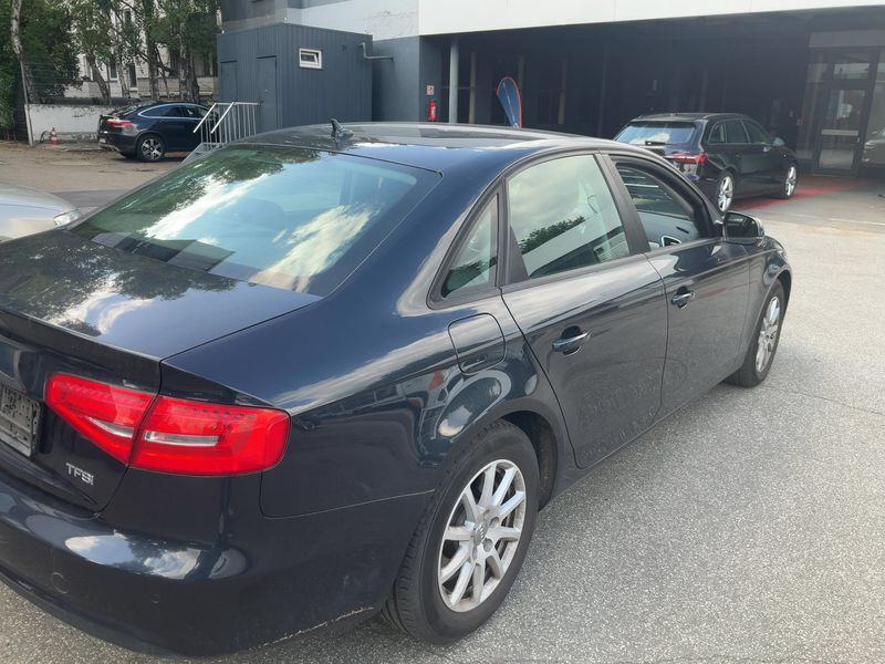 Audi A4 1.8 TFSI Attraction 2012 – снимка 8