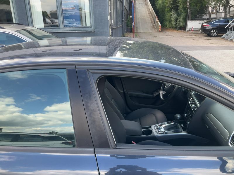 Audi A4 1.8 TFSI Attraction 2012 – снимка 13