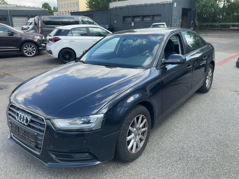 Audi A4 1.8 TFSI Attraction 2012 – снимка 1
