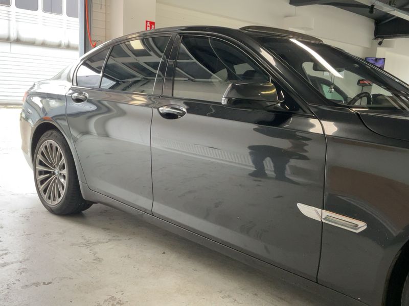 BMW 7er 750i 2009 – снимка 10