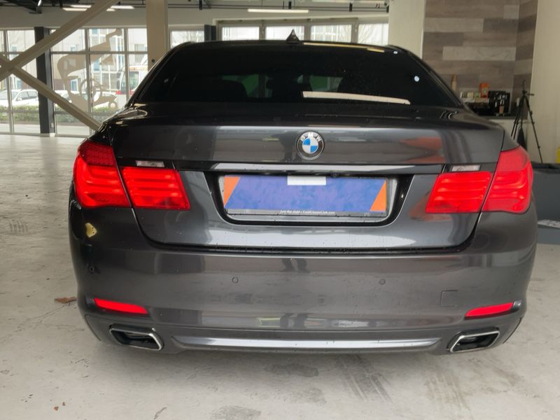 BMW 7er 750i 2009 – снимка 7