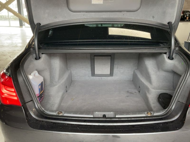 BMW 7er 750i 2009 – снимка 15