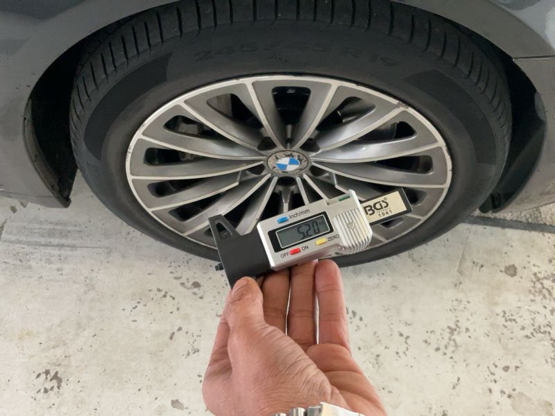 BMW 7er 750i 2009 – снимка 11