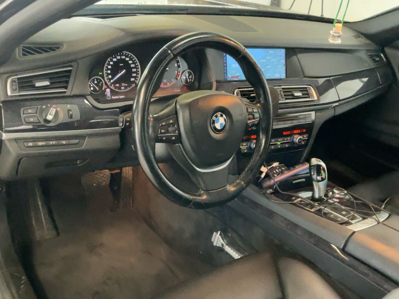 BMW 7er 750i 2009 – снимка 17