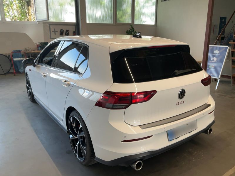 Volkswagen Golf VIII 2.0 TSI GTI 2022 – снимка 6