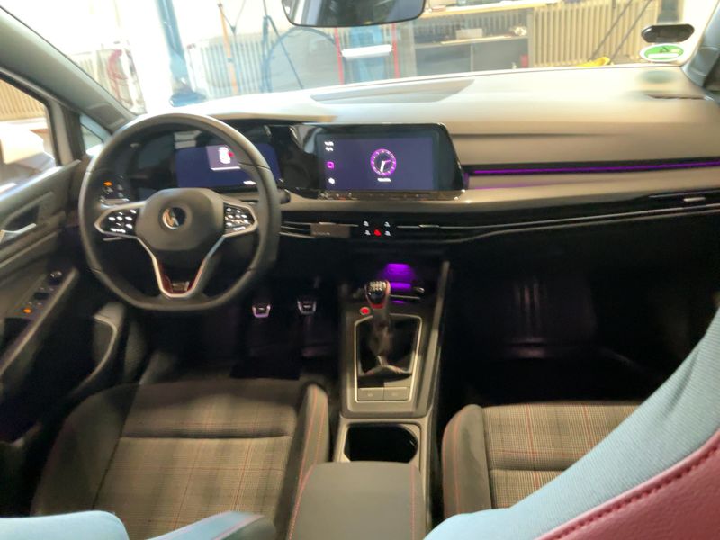 Volkswagen Golf VIII 2.0 TSI GTI 2022 – снимка 17