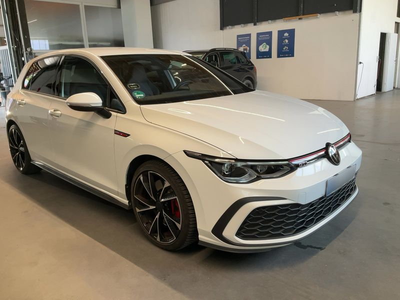 Volkswagen Golf VIII 2.0 TSI GTI 2022 – снимка 12