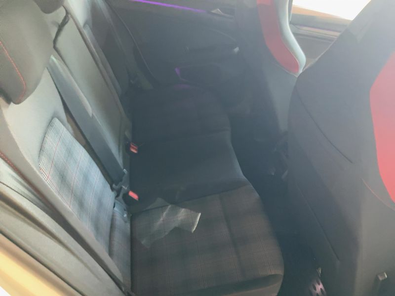 Volkswagen Golf VIII 2.0 TSI GTI 2022 – снимка 19
