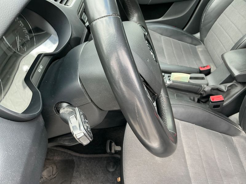Skoda Octavia 2.0 TDI Elegance 2014 – снимка 31