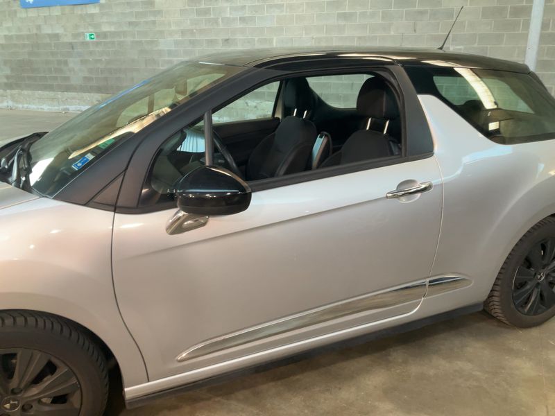 DS Automobiles DS3 1.6 Blue-HDi SoChic 2016 – снимка 4