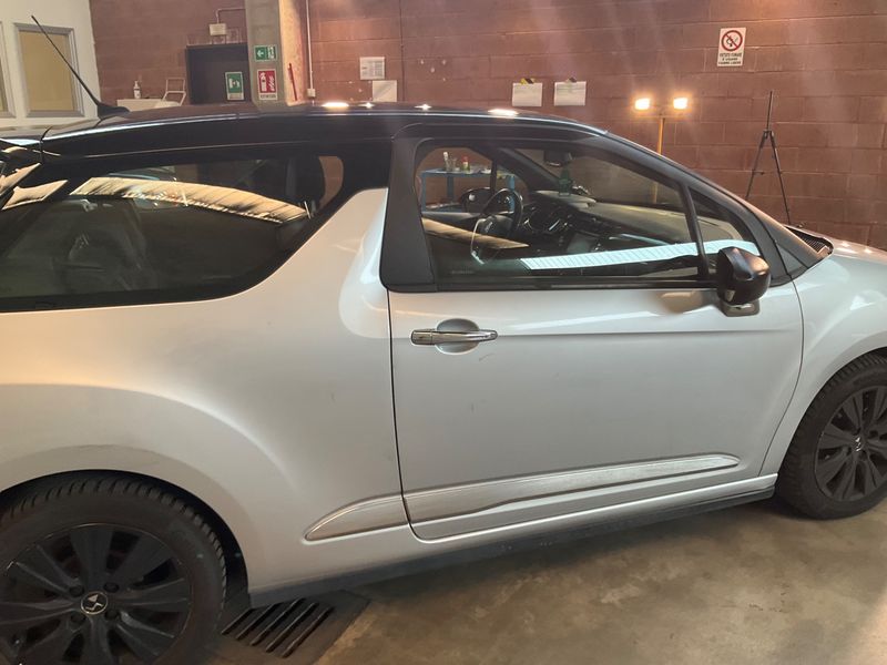 DS Automobiles DS3 1.6 Blue-HDi SoChic 2016 – снимка 10