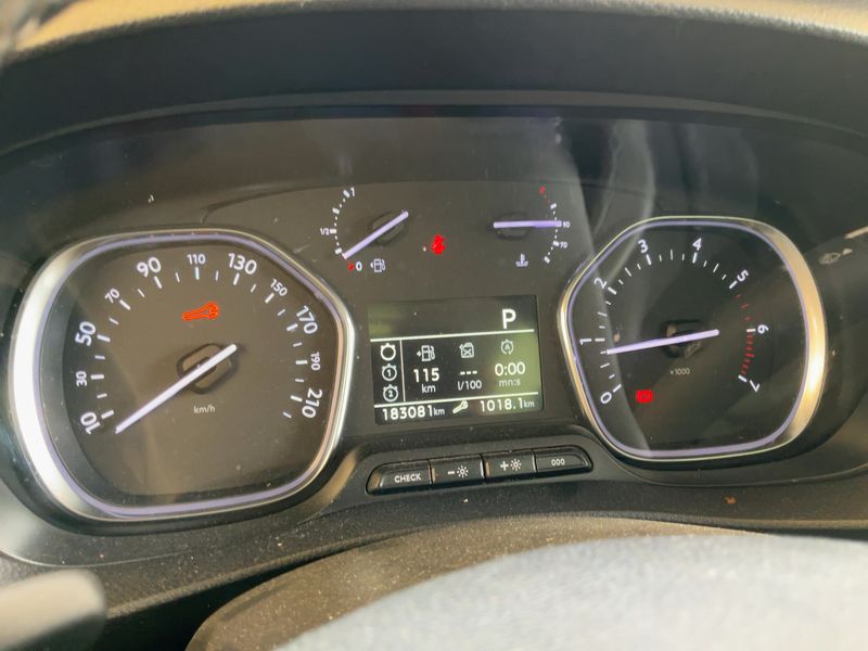 Peugeot Expert 2.0 Blue-HDi Allure L2 2018 – снимка 18