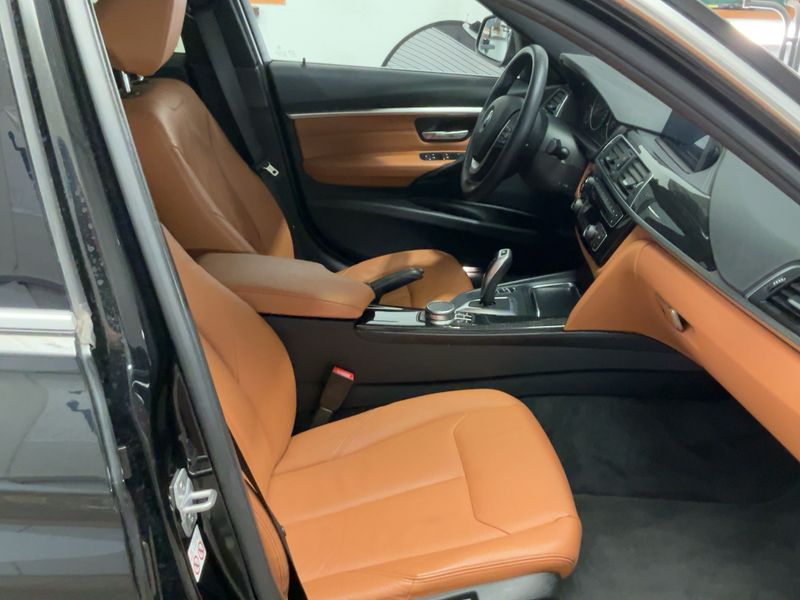 BMW 3er 330d Luxury Line Purity 2019 – снимка 11