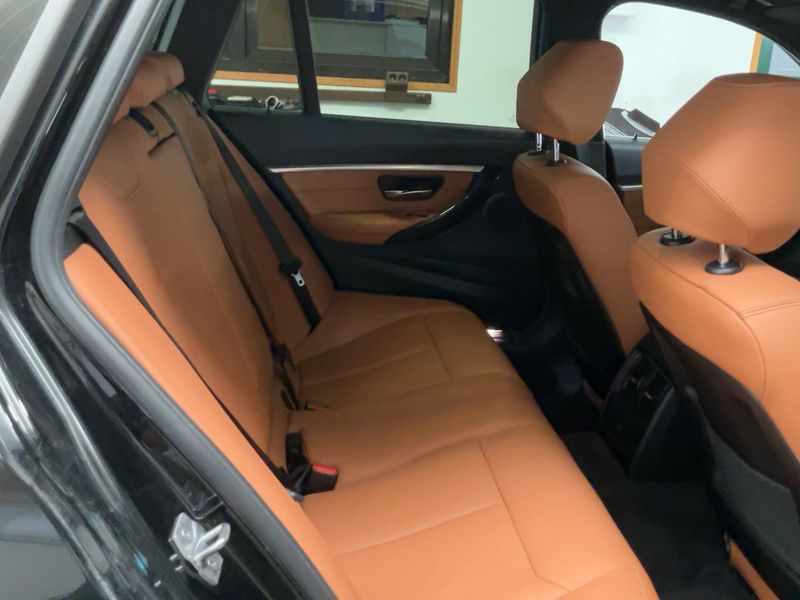 BMW 3er 330d Luxury Line Purity 2019 – снимка 14