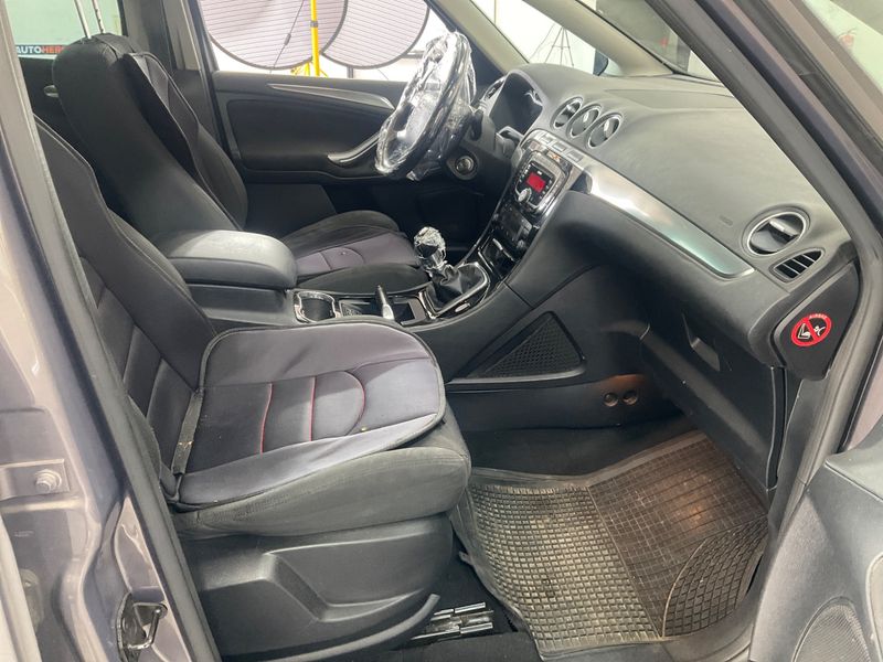 Ford S-Max 2.0 TDCi Titanium 2012 – снимка 3