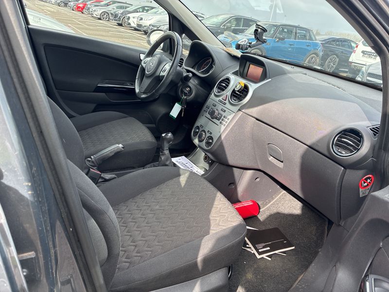 Opel Corsa 1.2 Active 2013 – снимка 10