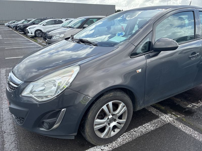 Opel Corsa 1.2 Active 2013 – снимка 2