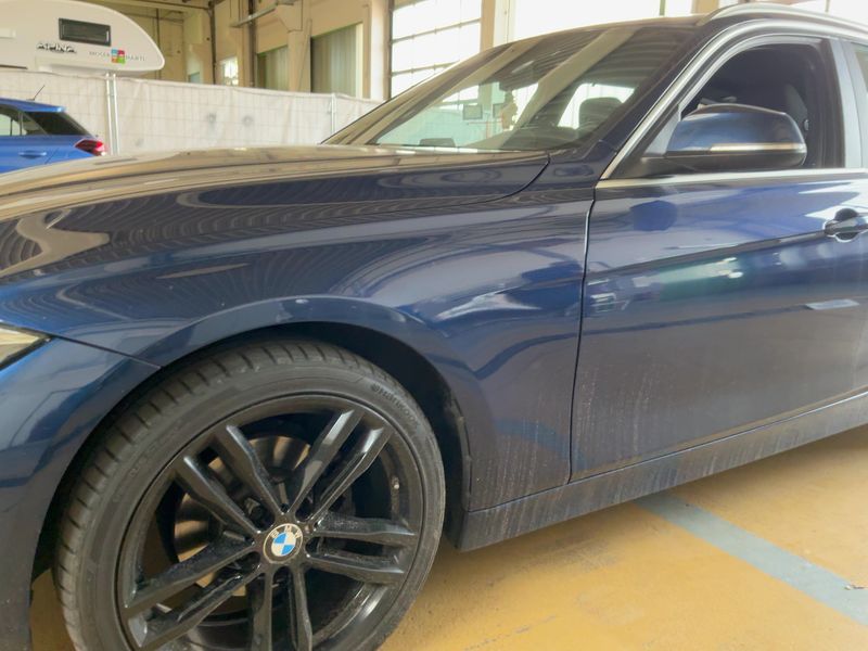BMW 3er 320i Advantage 2018 – снимка 2
