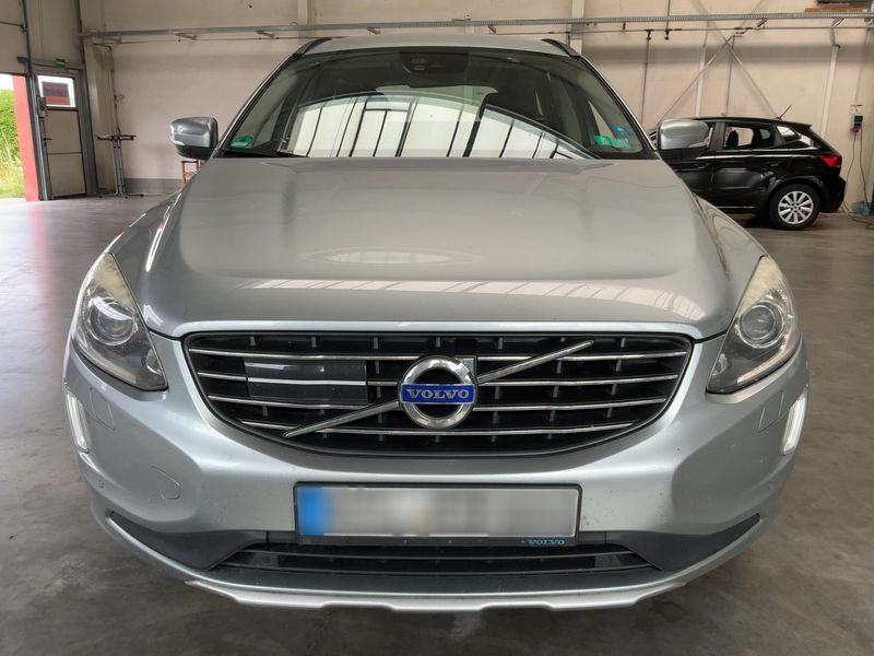 Volvo XC60 2.0 D4 Momentum 2WD 2014 – снимка 14