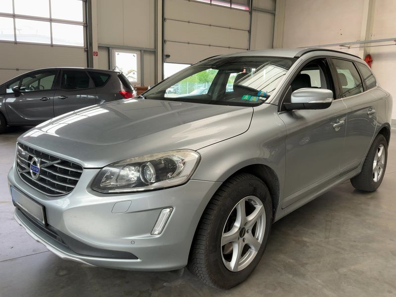 Volvo XC60 2.0 D4 Momentum 2WD 2014 – снимка 1