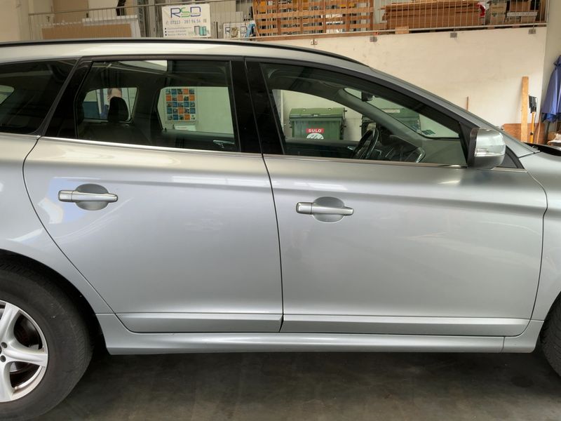 Volvo XC60 2.0 D4 Momentum 2WD 2014 – снимка 10