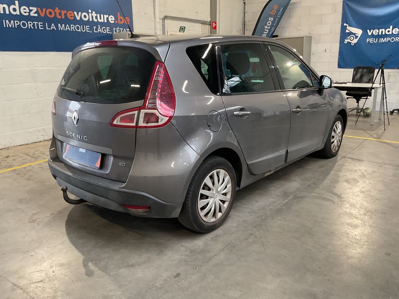 Renault Scenic 1.5 dCi TomTom Edition 2010 – снимка 2