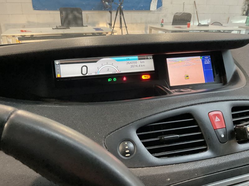 Renault Scenic 1.5 dCi TomTom Edition 2010 – снимка 4