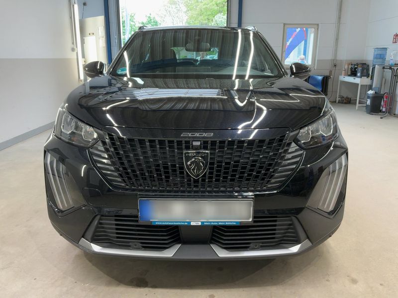 Peugeot 2008 1.2 PureTech Allure 2023 – снимка 14