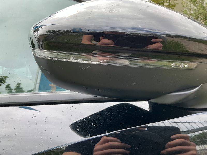 Peugeot 2008 1.2 PureTech Allure 2023 – снимка 22