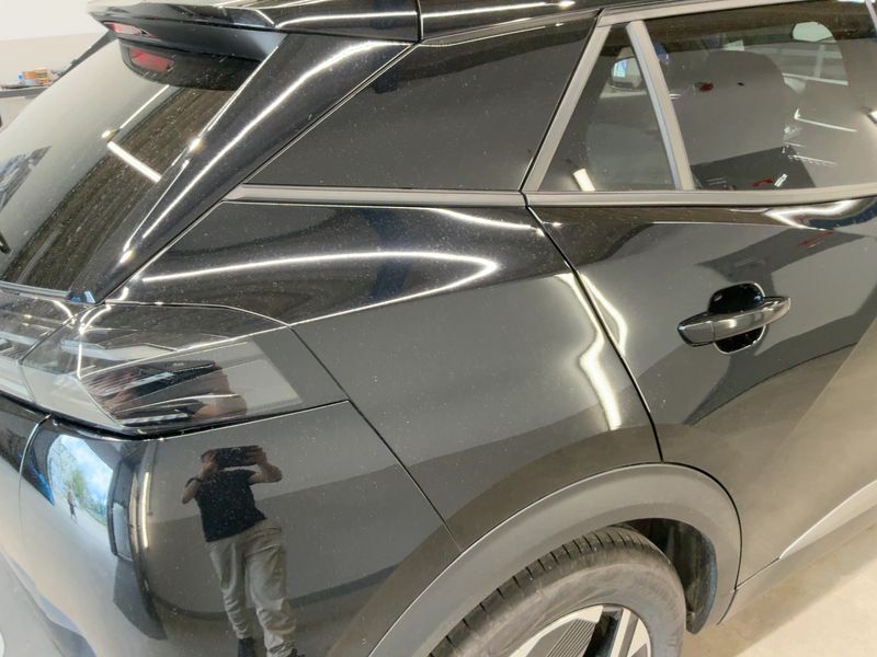 Peugeot 2008 1.2 PureTech Allure 2023 – снимка 8