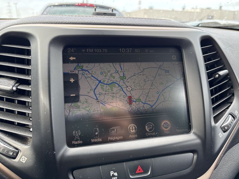Jeep Cherokee 2.0 M-Jet Longitude FWD 2016 – снимка 13